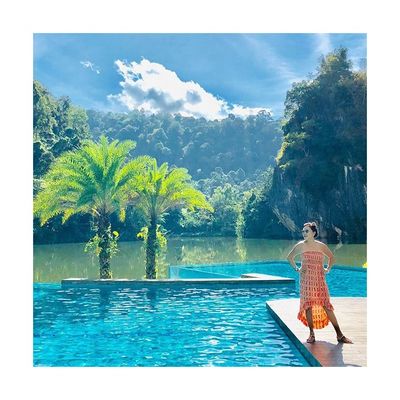 Conchas de piscina de fibra de vidro transparentes de alta transmissão luminosa para grandes piscinas ao ar livre