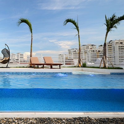 1.20g/cm3 Densidade e excelente resistência a intempéries AUPOOL Piscinas de vidro para piscinas ao ar livre