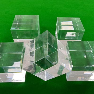 Alta transmissão de luz 93% painéis de amostra acrílicos transparentes para piscina familiar ao ar livre