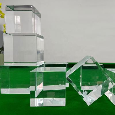 Alta transmissão de luz 93% painéis de amostra acrílicos transparentes para piscina familiar ao ar livre