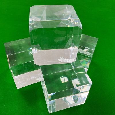 Alta transmissão de luz 93% painéis de amostra acrílicos transparentes para piscina familiar ao ar livre