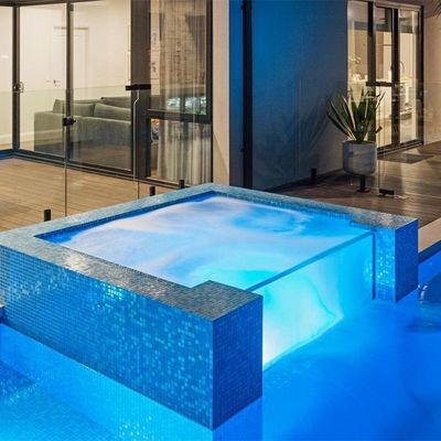 Alta transmissão luminosa 95% PMMA Materiais pátio traseiro Acrílico Piscinas acima do solo