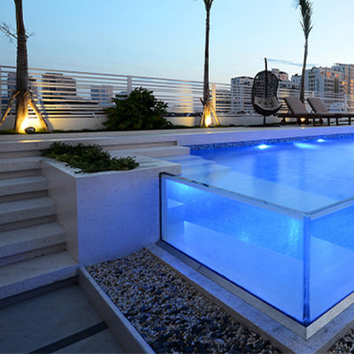Experimente os benefícios do gerador de cloro de sal AUPOOL para a sua piscina acima do solo