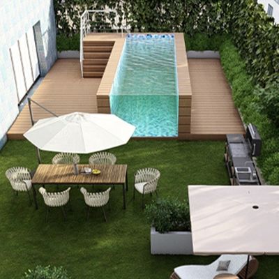 Piscina exterior feita sob medida com folha de acrílico e iluminação subaquática em um recipiente de 20 pés