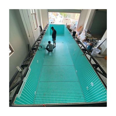 Piscina pré-fabricada no quintal do hotel com design personalizado e densidade de 1,2 g/cm3