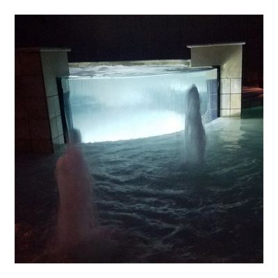 Massagem acrílica Banheira de hidromassagem de spa ao ar livre com 100% de acrílico importado PMMA virgem