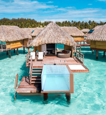 Uma piscina superior de fibra de vidro é a adição perfeita ao seu espaço exterior.