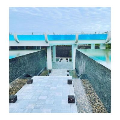 Uma piscina acrílica de 12 m Uma adição luxuosa ao Aupool Hotel Espectacular