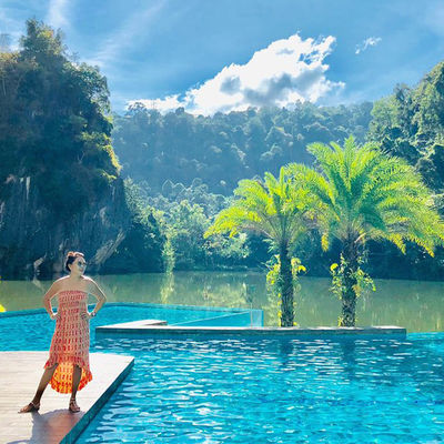 Design de piscina de vidro transparente suspenso acrílico Aupool com painel acrílico PMMA