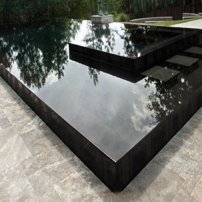Piscina interior com a luxuosa piscina de fundo preto personalizada da Aupool